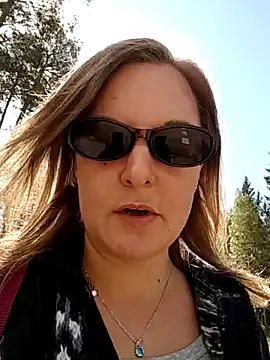 Snapshot of SwedishJennifer chatting on 05.17.26 SwedishJennifer online show from 05.17.26