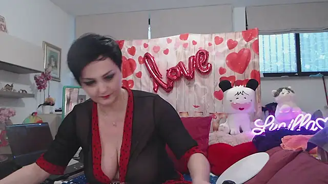 lucillabollente online show from 02.14.25
