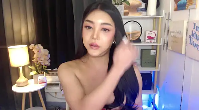 Snapshot of AsianMariaTs chatting on 01.14.25 AsianMariaTs online show from 01.14.25