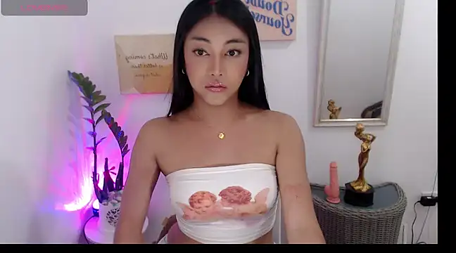 Snapshot of AsianMariaTs chatting on 03.14.25 AsianMariaTs online show from 03.14.25