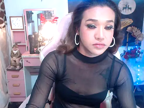 Snapshot of AsianMariaTs chatting on 10.07.25 AsianMariaTs online show from 10.07.25