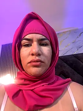 Zafira Alabi online show from 10.02.25