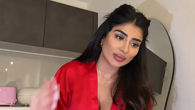 ArabicBarbie online show from 12.21.25