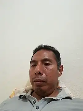 Snapshot of desnudo_Sexoxo chatting on 02.05.25 desnudo Sexoxo online show from 02.05.25