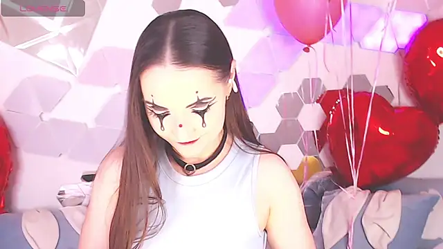 LexiKiss online show from 02.13.25