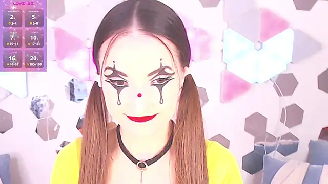 LexiKiss online show from 11.20.25