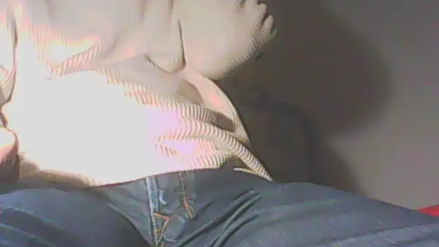 Snapshot of Moro_ra chatting on 10.31.25 Moro ra online show from 10.31.25