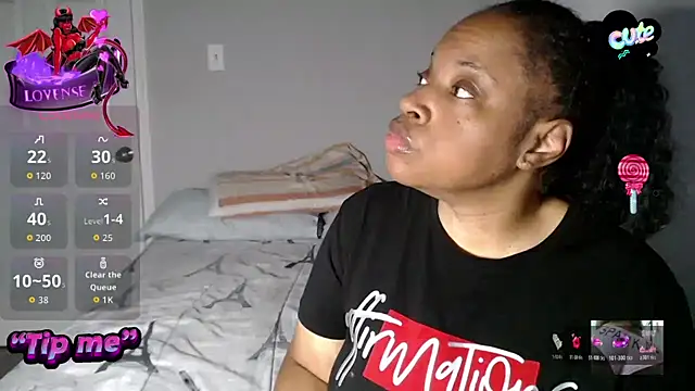 Sexymona1218 online show from 11.12.25