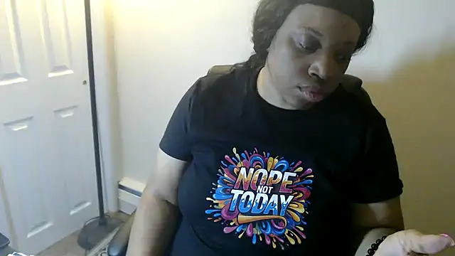 Sexymona1218 online show from 03.04.26