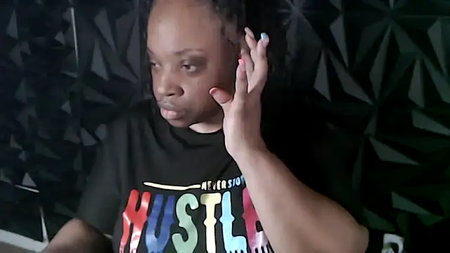 Snapshot of Sexymona1218 chatting on 06.23.26 Sexymona1218 online show from 06.23.26