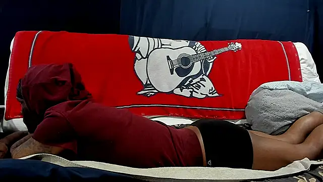 Snapshot of iBreakHeartz chatting on 12.09.24 iBreakHeartz online show from 12.09.24