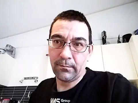 dick81 online show from 03.22.26