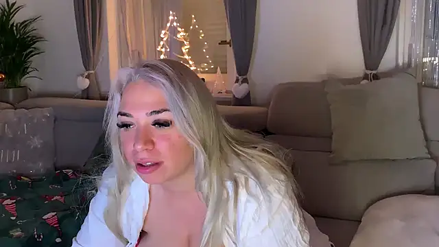 Monageil online show from 12.20.24