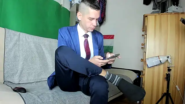 viraglaci18xh online show from 11.18.25