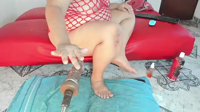 Dakotalove20 online show from 10.26.25