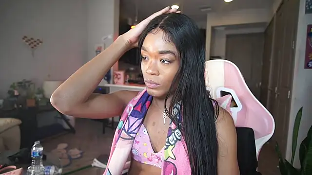 Snapshot of NSFWEros chatting on 01.29.25 NSFWEros online show from 01.29.25