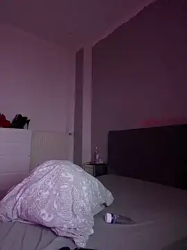  MelinaCurves  online show from 04.09.26