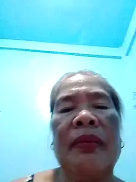 Snapshot of sexylizzy4u chatting on 10.20.25 sexylizzy4u online show from 10.20.25