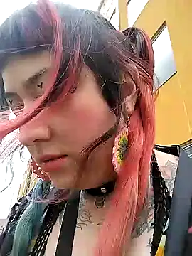 Snapshot of cindy_ink chatting on 12.17.24 cindy ink online show from 12.17.24