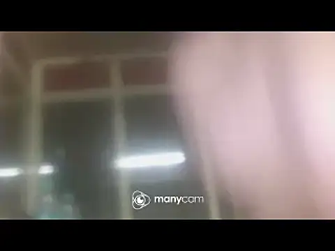 Snapshot of jikh13 chatting on 01.28.25 jikh13 online show from 01.28.25