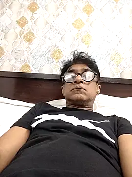 iamkahn 44 online show from 04.08.26