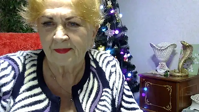 Snapshot of Emma52610 chatting on 01.02.25 Emma52610 online show from 01.02.25