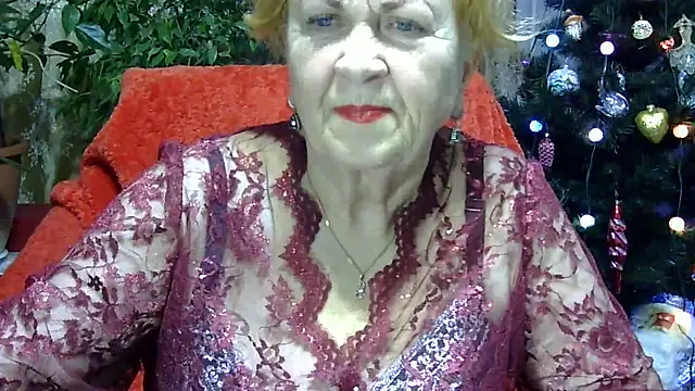 Snapshot of Emma52610 chatting on 01.10.25 Emma52610 online show from 01.10.25