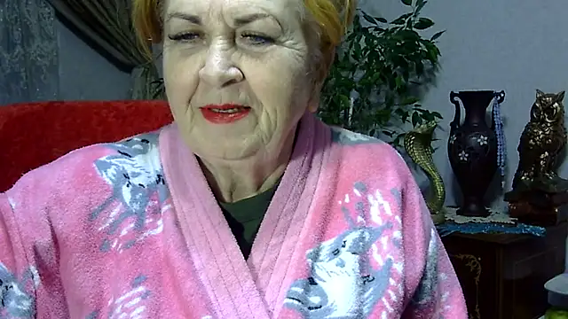 Snapshot of Emma52610 chatting on 02.20.25 Emma52610 online show from 02.20.25