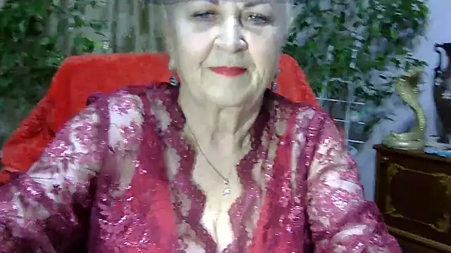 Snapshot of Emma52610 chatting on 02.28.25 Emma52610 online show from 02.28.25