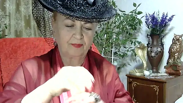 Snapshot of Emma52610 chatting on 03.16.25 Emma52610 online show from 03.16.25