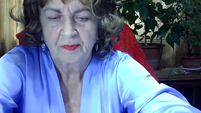 Emma52610 online show from 03.31.26