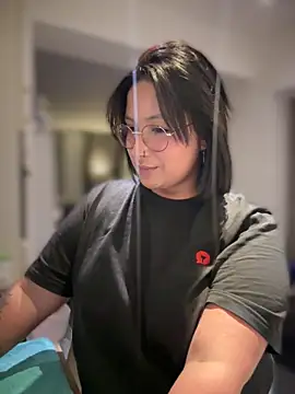 DannaaMeliza online show from 12.13.24