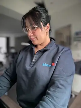 DannaaMeliza online show from 01.12.25