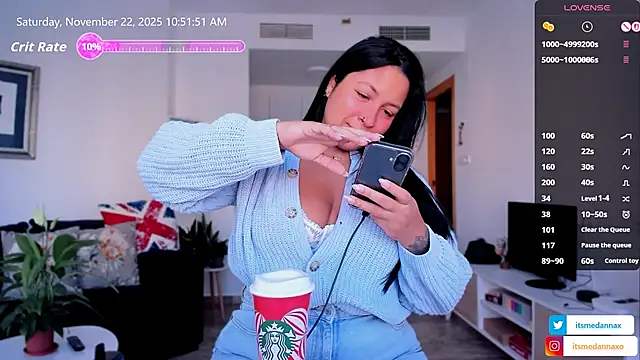 DannaaMeliza online show from 11.22.25