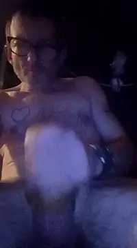 Snapshot of ROBERT0516 chatting on 02.11.25 ROBERT0516 online show from 02.11.25