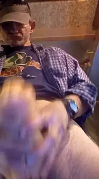 Snapshot of ROBERT0516 chatting on 03.17.25 ROBERT0516 online show from 03.17.25