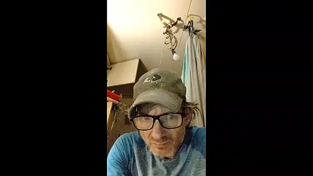 Snapshot of ROBERT0516 chatting on 09.27.25 ROBERT0516 online show from 09.27.25