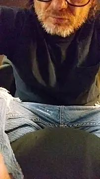 Snapshot of ROBERT0516 chatting on 10.17.25 ROBERT0516 online show from 10.17.25