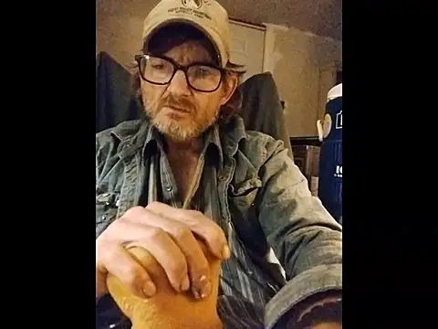 Snapshot of ROBERT0516 chatting on 10.23.25 ROBERT0516 online show from 10.23.25