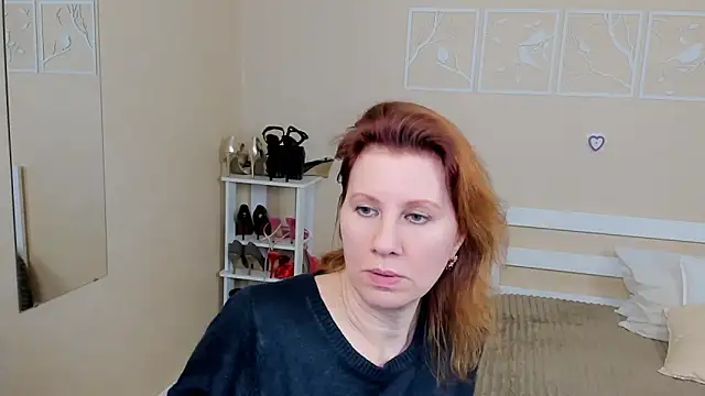FoxySophia online show from 02.18.25