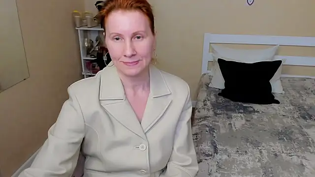FoxySophia online show from 09.30.25