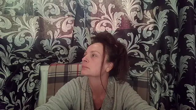 LindaStarS online show from 10.21.25