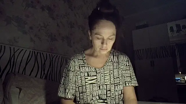 Snapshot of LindaStarS chatting on 01.05.26 LindaStarS online show from 01.05.26