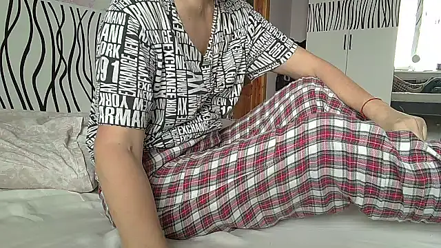 Snapshot of LindaStarS chatting on 01.11.26 LindaStarS online show from 01.11.26