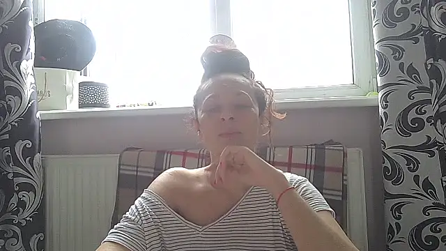 LindaStarS online show from 05.10.26