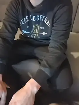 ShyGuyWannaTry online show from 11.11.25