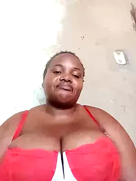Snapshot of sexybigboobz chatting on 02.15.25 sexybigboobz online show from 02.15.25