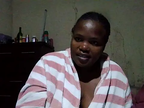 Snapshot of sexybigboobz chatting on 04.25.26 sexybigboobz online show from 04.25.26