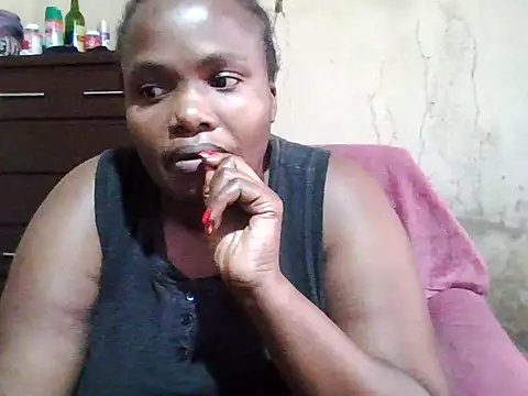 Snapshot of sexybigboobz chatting on 05.08.26 sexybigboobz online show from 05.08.26