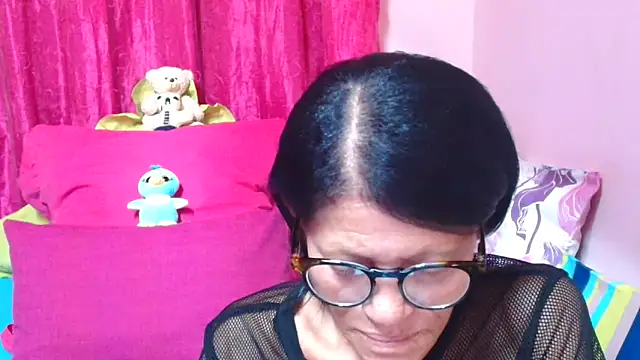 SLUTTYROXY online show from 02.04.26